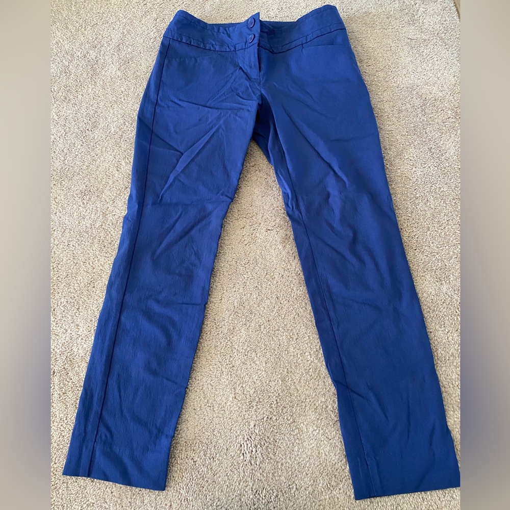 Pretty and fun blue pant!